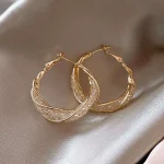 گوشواره نگین دار حلقه ای